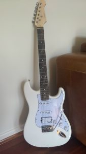 Artist Guitars Strat review